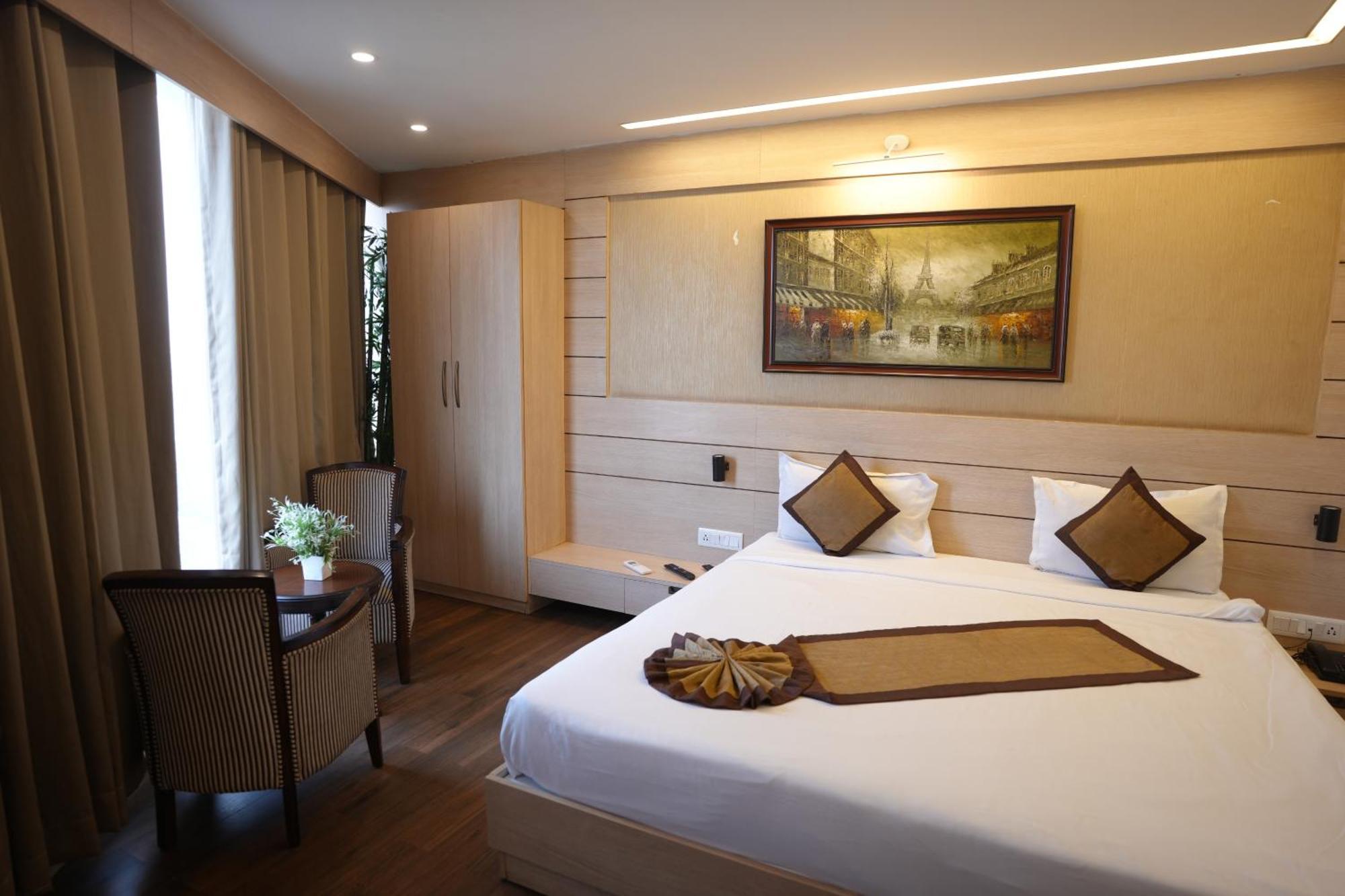 Hotel Silkhouse Premier Danapur ภายนอก รูปภาพ