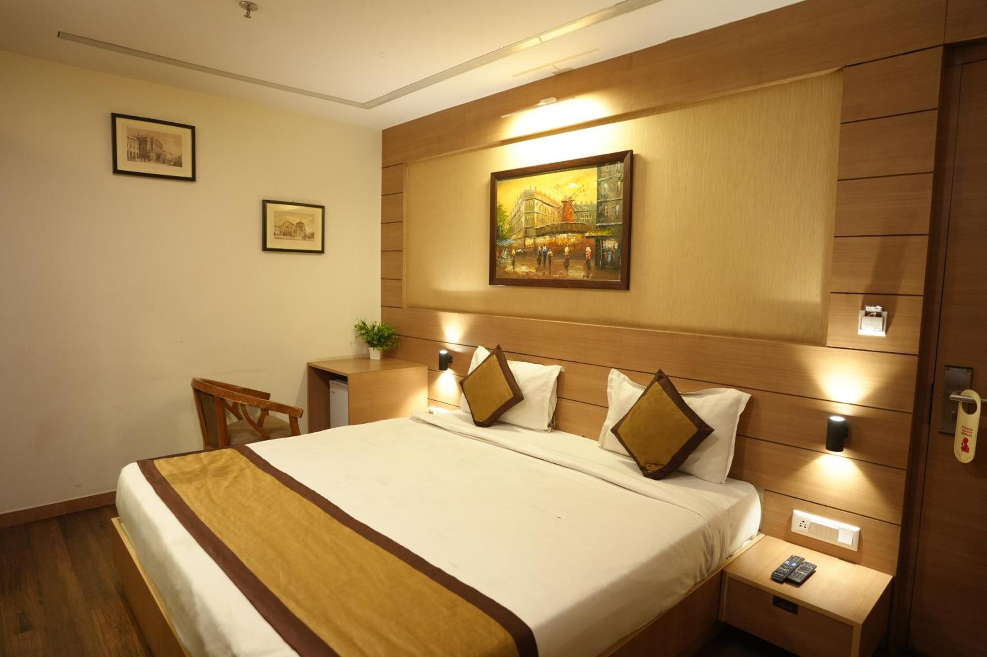 Hotel Silkhouse Premier Danapur ภายนอก รูปภาพ