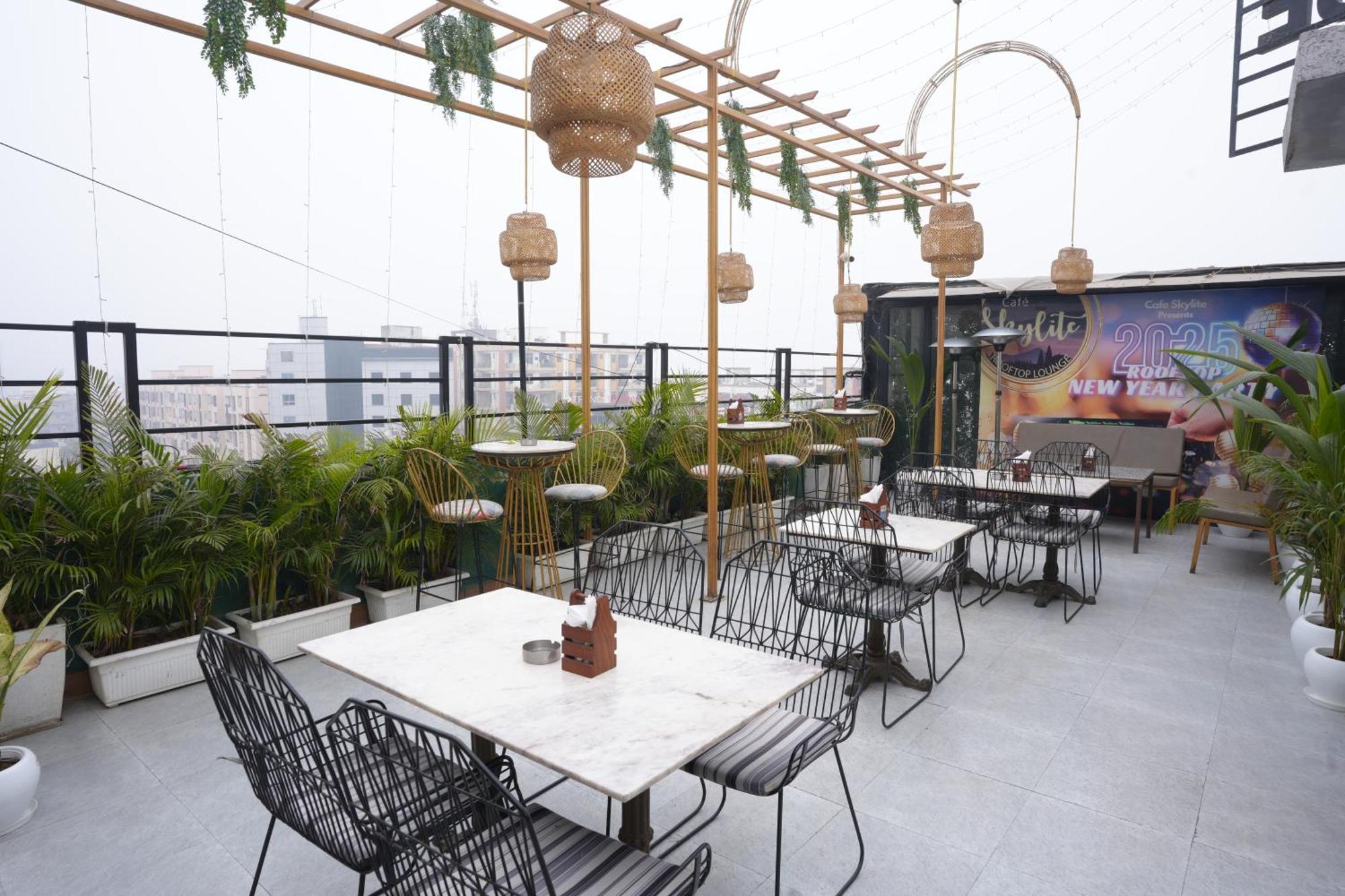 Hotel Silkhouse Premier Danapur ภายนอก รูปภาพ