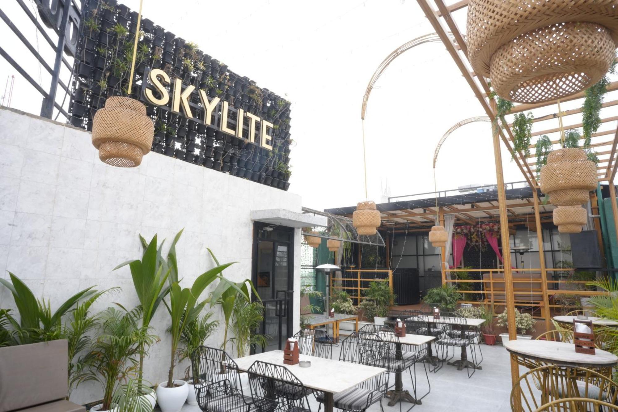 Hotel Silkhouse Premier Danapur ภายนอก รูปภาพ